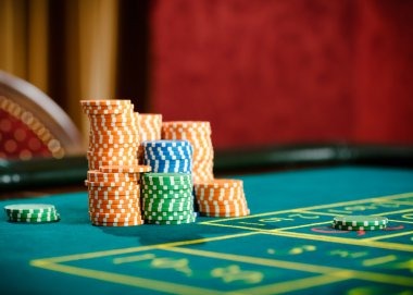 lisatoto login app showing live dealer Dragon Tiger table and betting interface